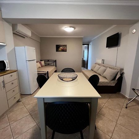 Pandora Apartments Moúdhros Extérieur photo