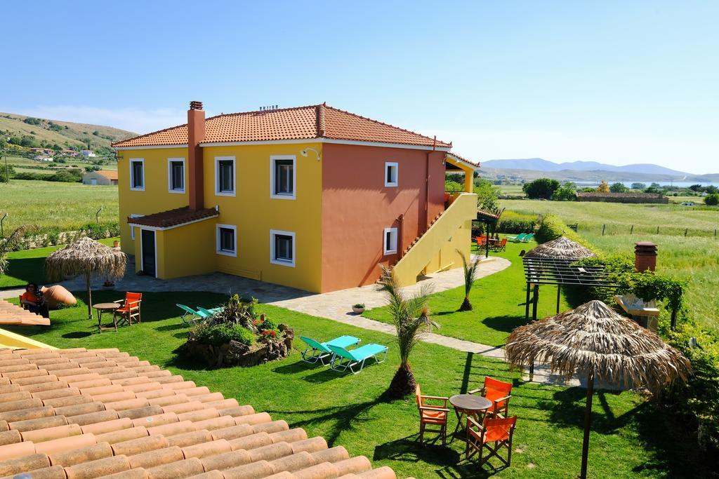 Pandora Apartments Moúdhros Extérieur photo